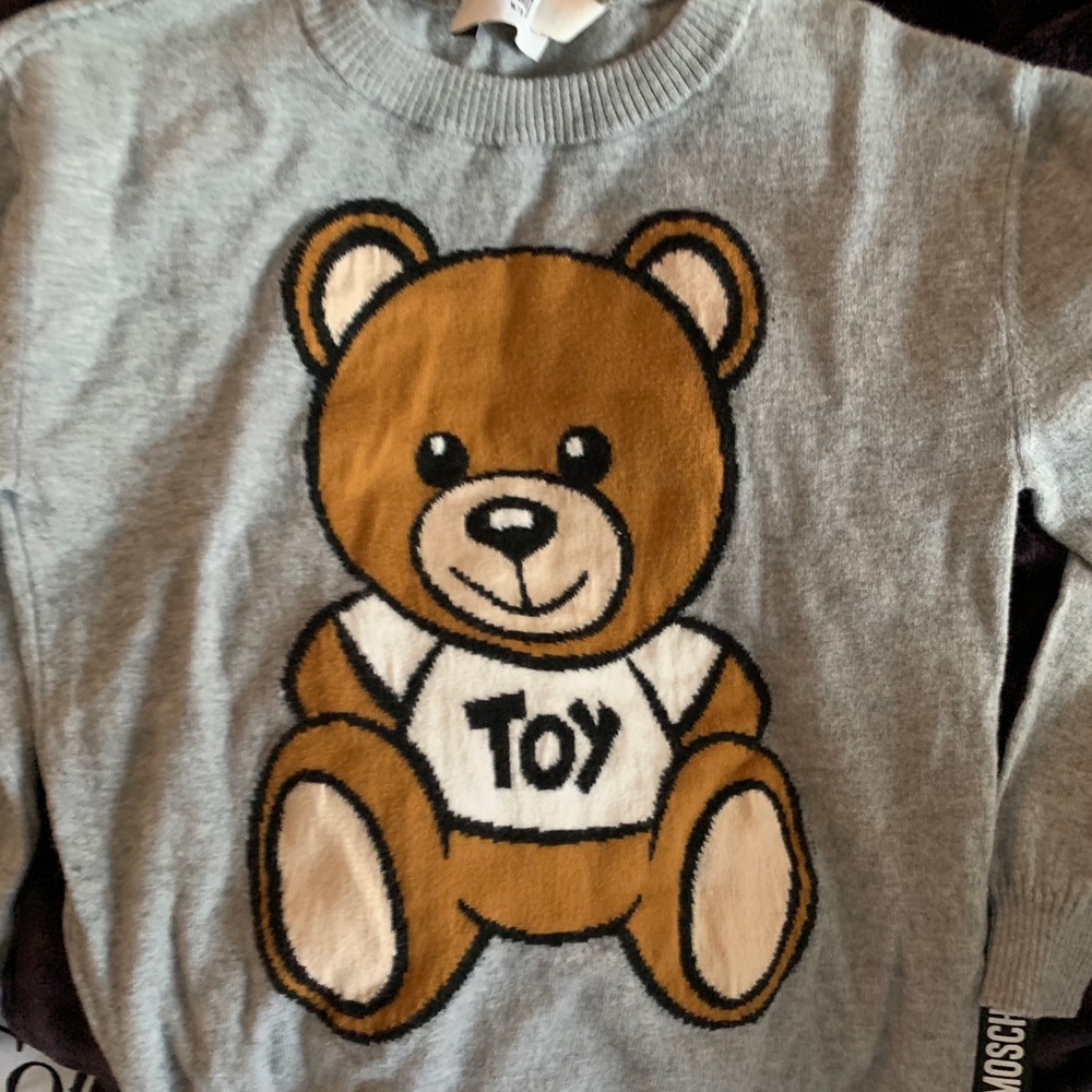 Moschino sweater